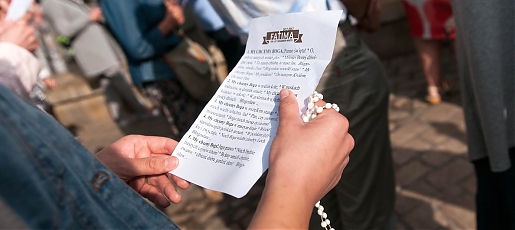 Ponad 100 Różańców publicznych